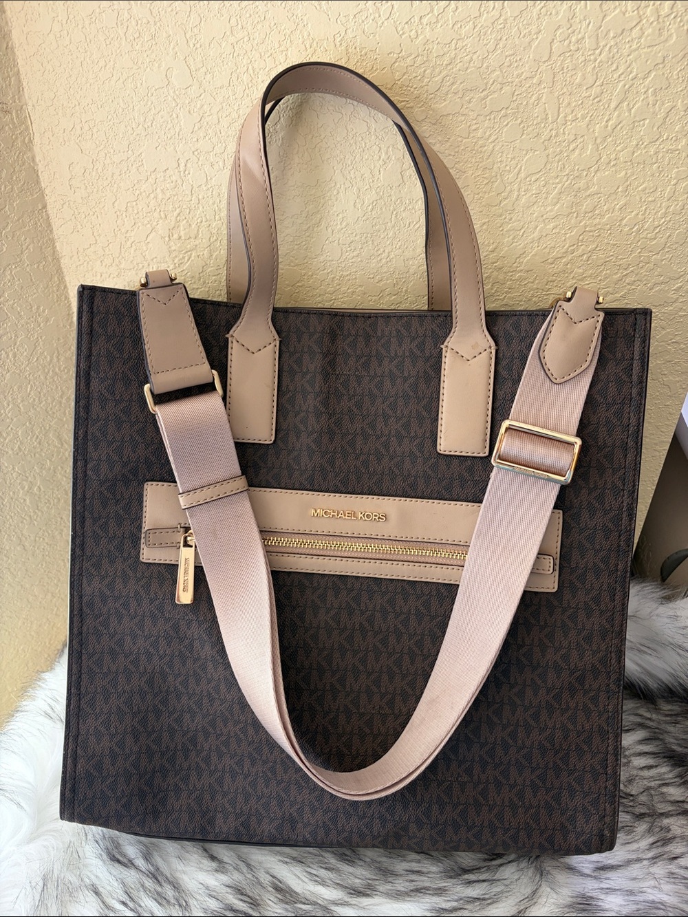 Michael Kors Brown Monogram Tote or shoulder bag